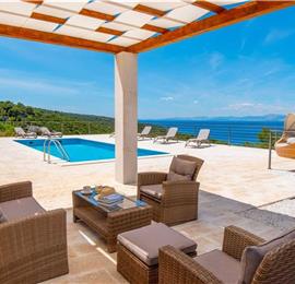 5 Bedroom Villa with Heated Pool near Pucisca, Brac Island, Sleeps 10-12 